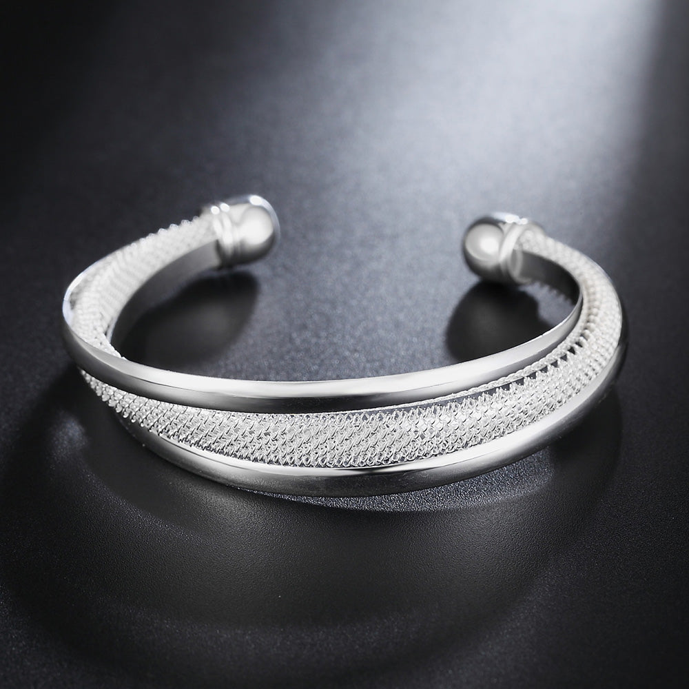VELÓRA MESH Bracelet